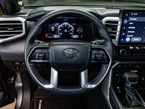 Used 2023 Toyota Tundra Platinum image 17