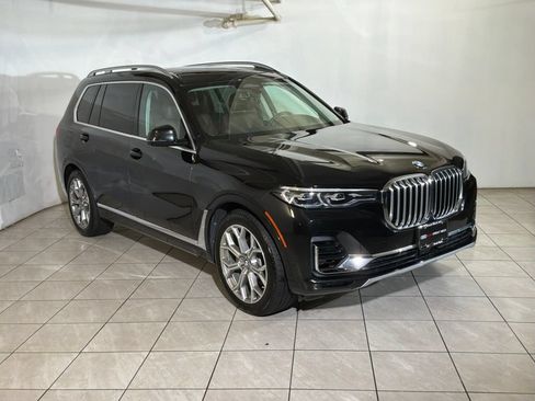 Used 2020 BMW X7 xDrive40i w/ Premium Package AWD/4WD image 8