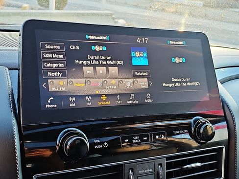 Certified 2022 Nissan Armada Platinum w/ Captain's Chairs Package image 22