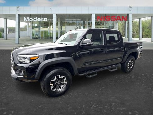 Used 2021 Toyota Tacoma TRD Off-Road w/ TRD Premium Off Road Package AWD/4WD image 1