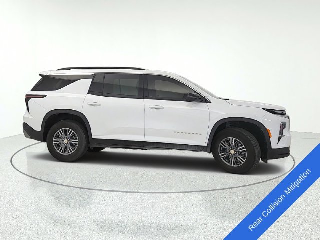 Used 2025 Chevrolet Traverse LT AWD/4WD image 7