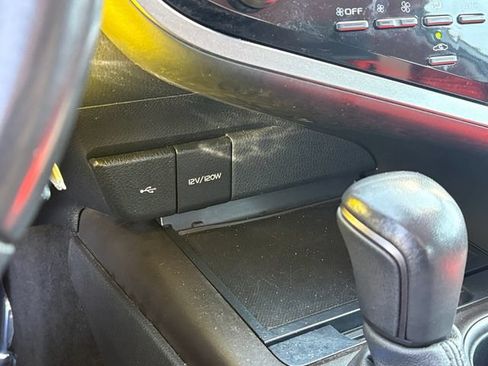 Used 2023 Toyota Camry SE FWD image 23