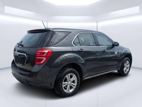 Used 2017 Chevrolet Equinox LS image 3