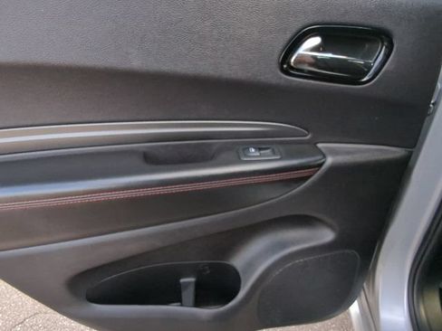 Used 2025 Dodge Durango GT AWD/4WD image 27