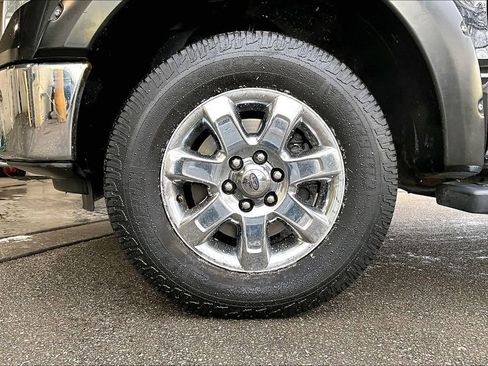 Used 2014 Ford F150 XLT w/ Equipment Group 302A Luxury image 10