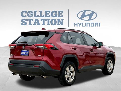 Used 2024 Toyota RAV4 XLE FWD image 10
