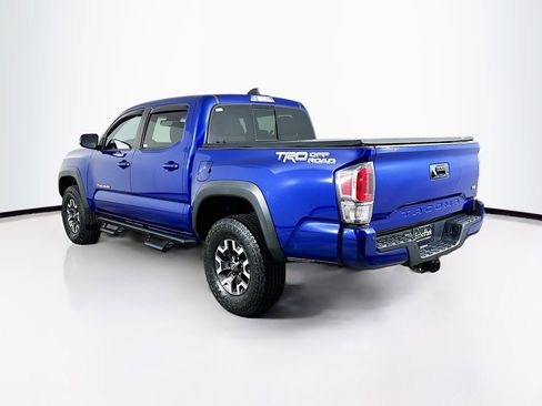 Used 2023 Toyota Tacoma TRD Off-Road w/ Technology Package RWD image 5