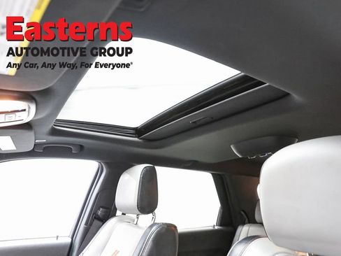 Used 2024 Dodge Durango GT RWD image 37