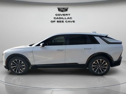 New 2026 Cadillac Lyriq Sport image 5