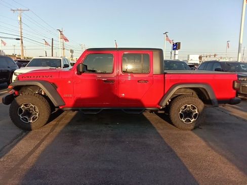 Used 2021 Jeep Gladiator Mojave image 2