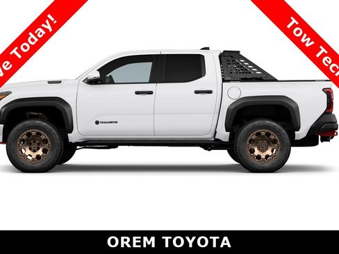 New 2026 Toyota Tacoma Trailhunter Hybrid image 4