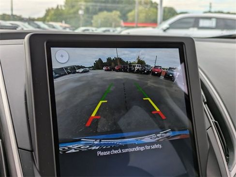 Used 2022 Ford Edge SE image 22