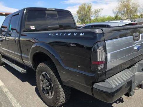 Used 2016 Ford F250 Platinum AWD/4WD image 2