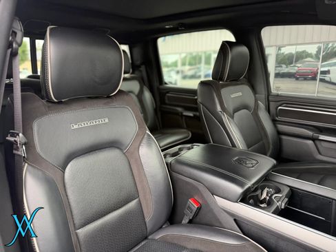 Used 2024 RAM 1500 Laramie AWD/4WD image 24