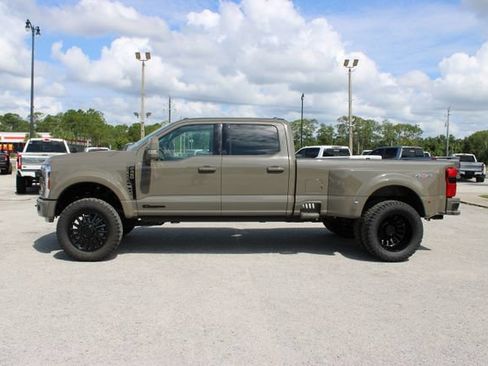 Used 2026 Ford F450 Lariat AWD/4WD image 6