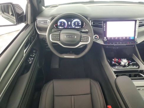 New 2026 Jeep Grand Wagoneer 4WD image 14