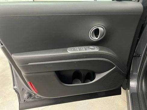 Used 2026 Hyundai Palisade SEL FWD image 14