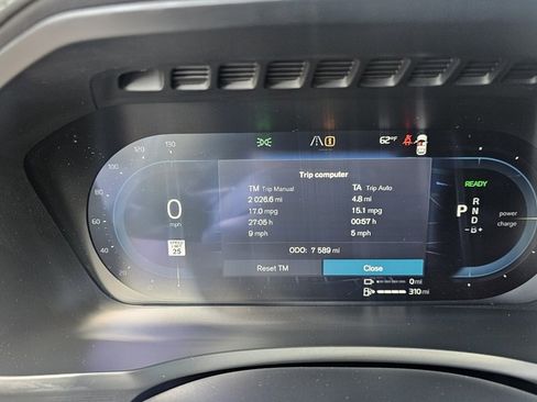 Certified 2025 Volvo XC90 T8 Plus w/ Protection Package Premier image 20