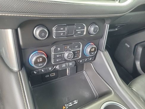 Used 2023 Chevrolet Tahoe Premier RWD image 23