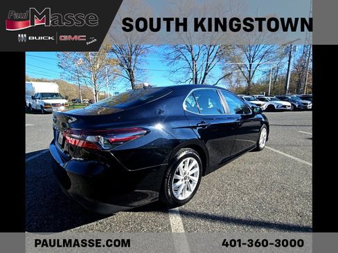 Used 2021 Toyota Camry LE FWD image 7