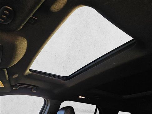 Used 2018 Ford Explorer Sport w/ Equipment Group 401A image 17