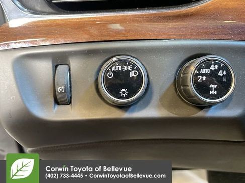 Used 2016 Cadillac Escalade Luxury image 20