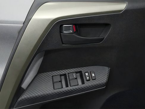 Used 2013 Toyota RAV4 XLE AWD/4WD image 14