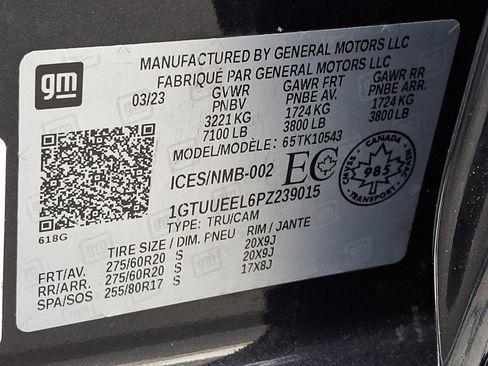 Used 2023 GMC Sierra 1500 AT4 w/ Technology Package image 31