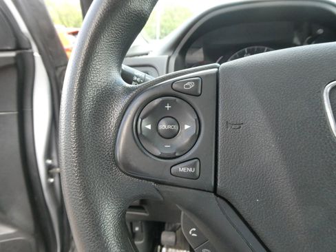 Used 2015 Honda CR-V LX image 16