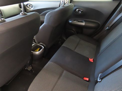 Used 2016 Nissan Juke S FWD image 20