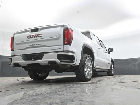 Used 2020 GMC Sierra 1500 Denali w/ Denali Ultimate Package AWD/4WD image 32
