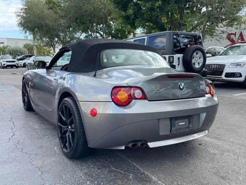 Used 2003 BMW Z4 2.5i RWD image 10