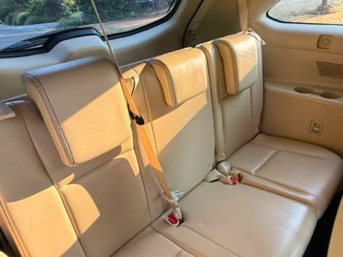 Used 2018 Toyota Highlander XLE AWD/4WD image 12