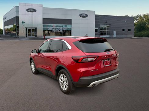 Used 2023 Ford Escape Active w/ Tech Pack #2 AWD/4WD image 7