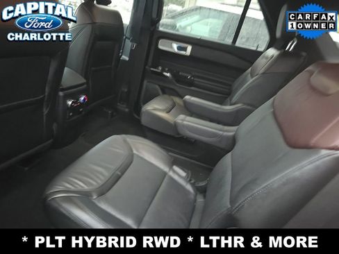 Used 2023 Ford Explorer Platinum w/ Class IV Trailer Tow Package RWD image 13