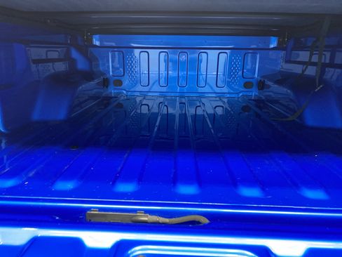 Certified 2024 Jeep Gladiator Mojave image 36