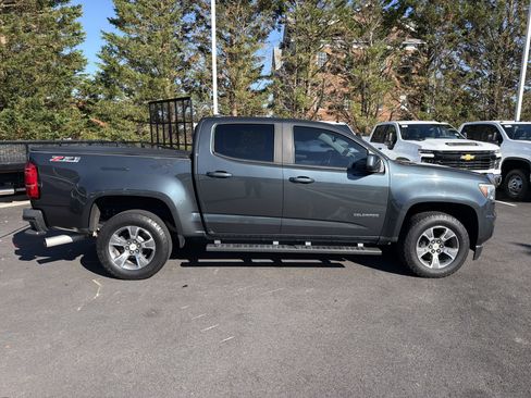 Used 2018 Chevrolet Colorado Z71 RWD image 11