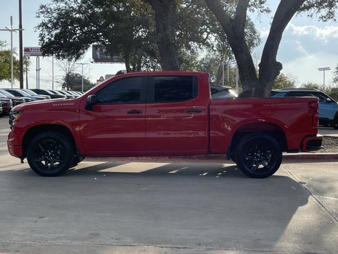 Certified 2025 Chevrolet Silverado 1500 Custom image 3