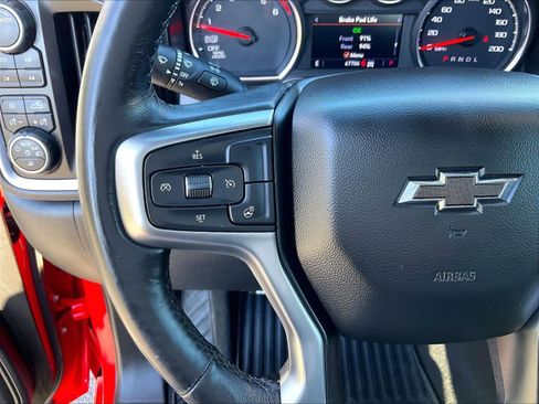 Used 2021 Chevrolet Silverado 1500 LT Trail Boss w/ Convenience Package II AWD/4WD image 22