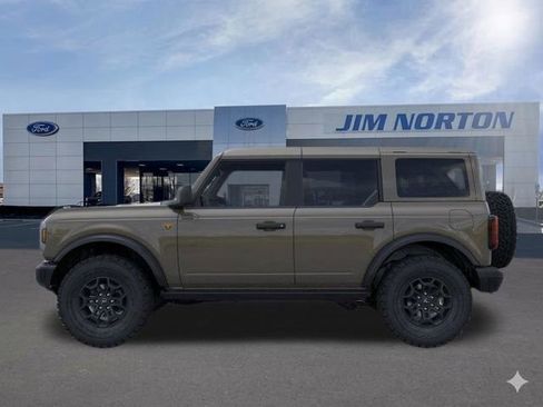 New 2026 Ford Bronco Badlands AWD/4WD image 4