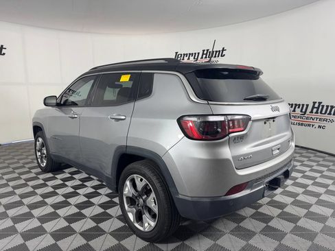 Used 2021 Jeep Compass Limited w/ Elite Interior Group AWD/4WD image 9