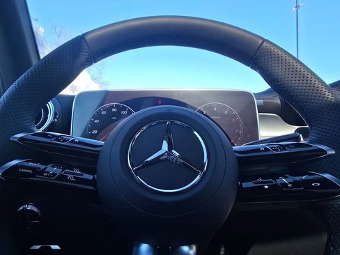 New 2026 Mercedes-Benz GLC 300 4MATIC image 28