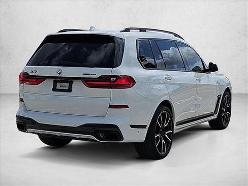 Used 2022 BMW X7 xDrive40i w/ M Sport Package image 5