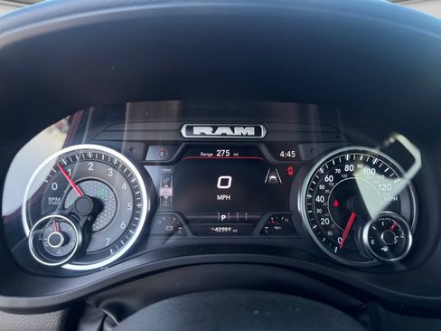 Used 2025 RAM 1500 Big Horn AWD/4WD image 26