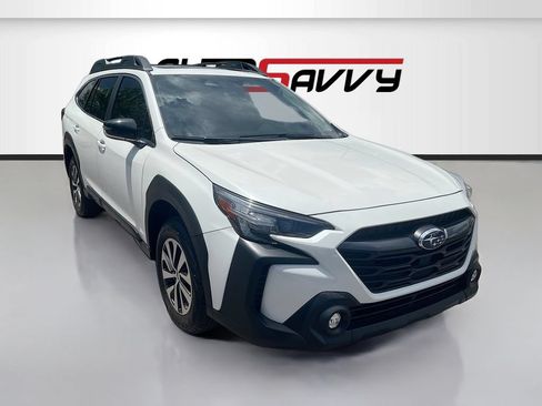 Used 2025 Subaru Outback Premium w/ Popular Package #1A AWD/4WD image 1