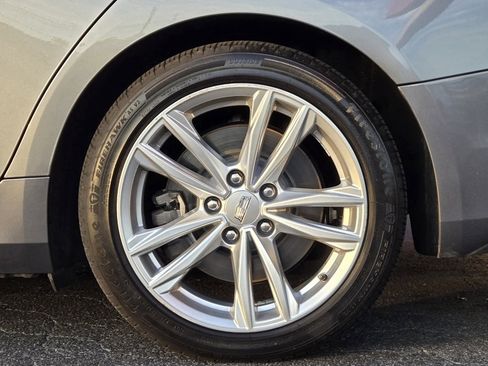 Used 2020 Cadillac CT4 Luxury w/ Sun And Sound Package image 7