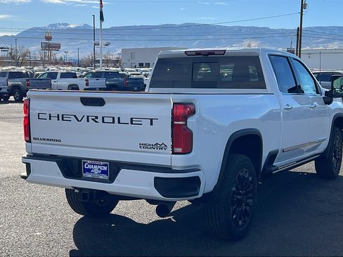 New 2026 Chevrolet Silverado 2500 High Country w/ High Country Premium Package AWD/4WD image 5