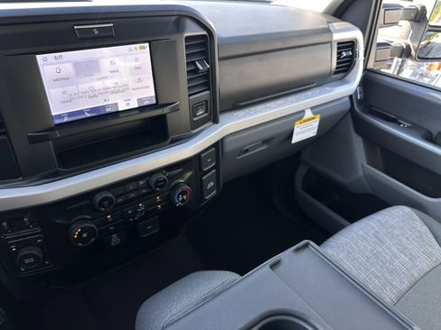 New 2025 Ford F250 XLT w/ FX4 Off-Road Package image 27