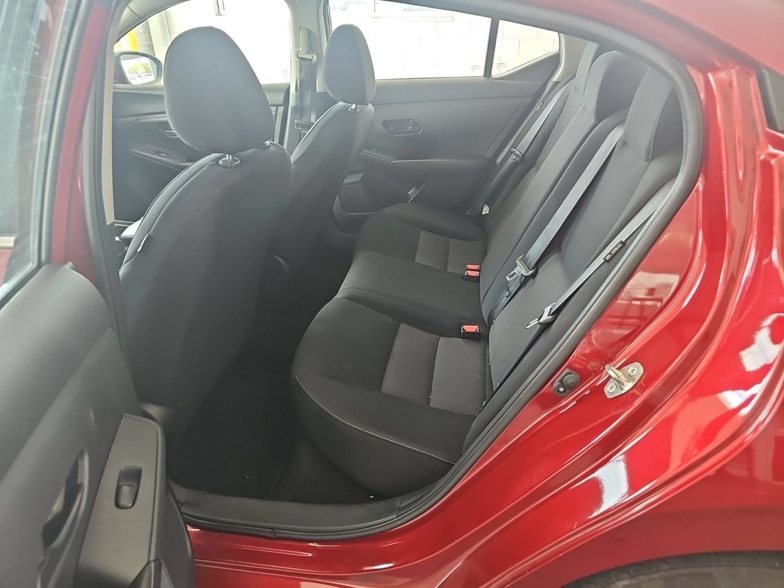 Used 2024 Nissan Sentra SV FWD image 5