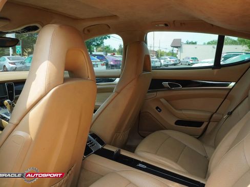 Used 2013 Porsche Panamera GTS AWD/4WD image 26